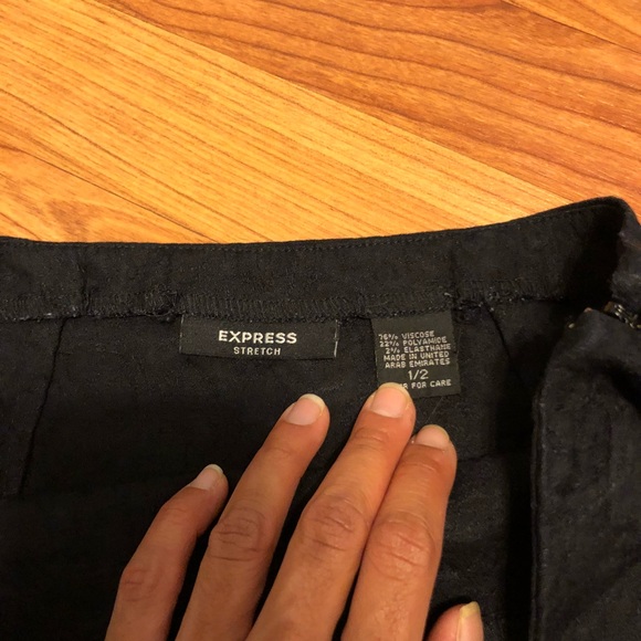 Vintage Express Black embroidered mini skirt - Picture 2 of 2